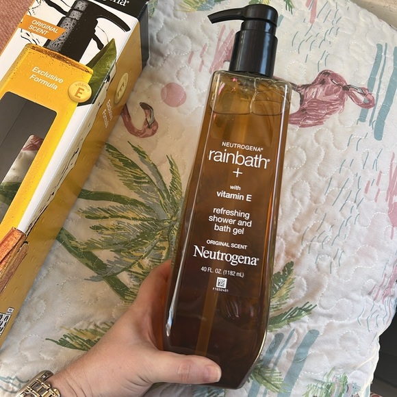 Neutrogena Rainbath Exclusive Formula Gel - Picture 3 of 3